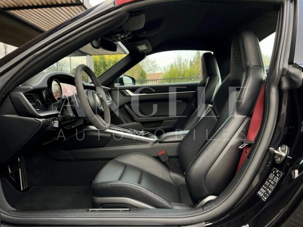 PORSCHE 992 TARGA 4S – Image 8