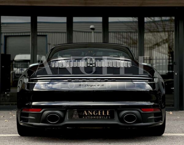 PORSCHE 992 TARGA 4S – Image 19