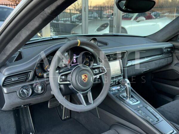 PORSCHE GT3 RS – Image 13