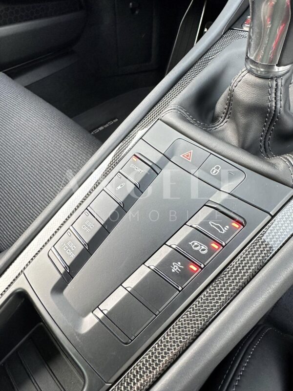 PORSCHE GT3 TOURING – Image 4