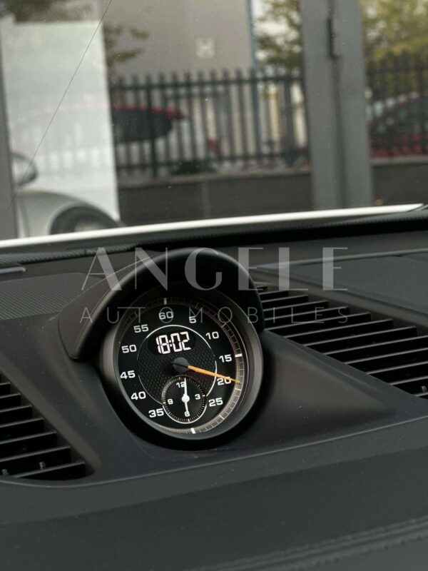 PORSCHE GT3 TOURING – Image 9