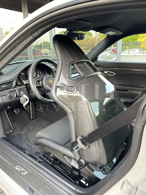 PORSCHE GT3 TOURING – Image 16