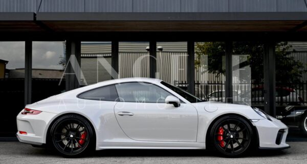 PORSCHE GT3 TOURING – Image 6
