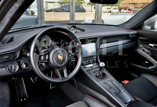 PORSCHE 991 GT3 TOURING – Image 10