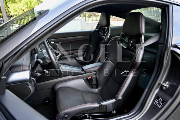 PORSCHE 991 GT3 TOURING – Image 12