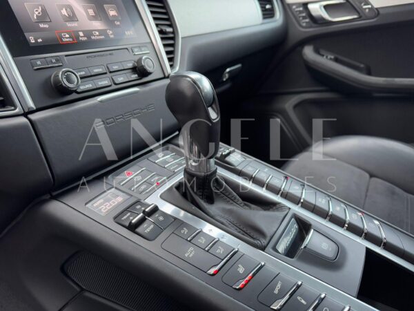 MACAN GTS – Image 12