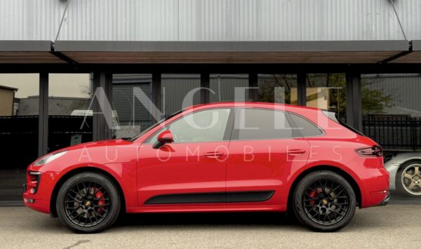 MACAN GTS – Image 3