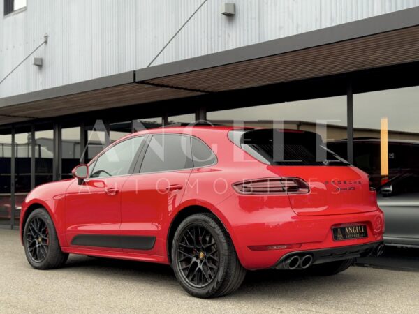MACAN GTS – Image 10