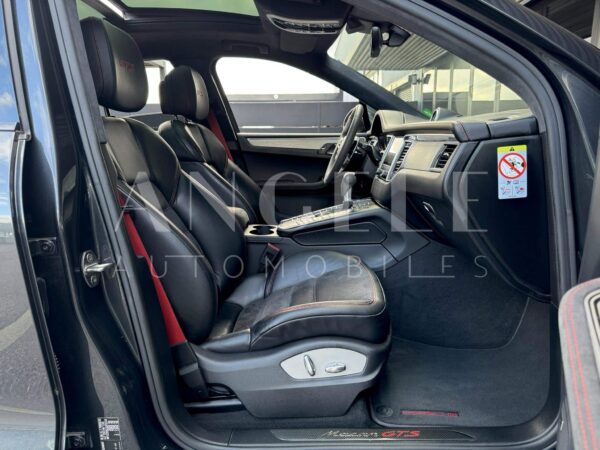 MACAN GTS – Image 19