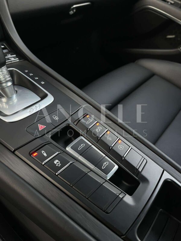 PORSCHE TARGA 4 GTS – Image 14