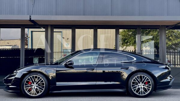 PORSCHE TAYCAN – Image 12