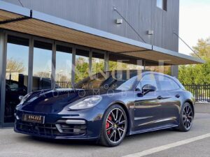 PORSCHE PANAMERA TURBO