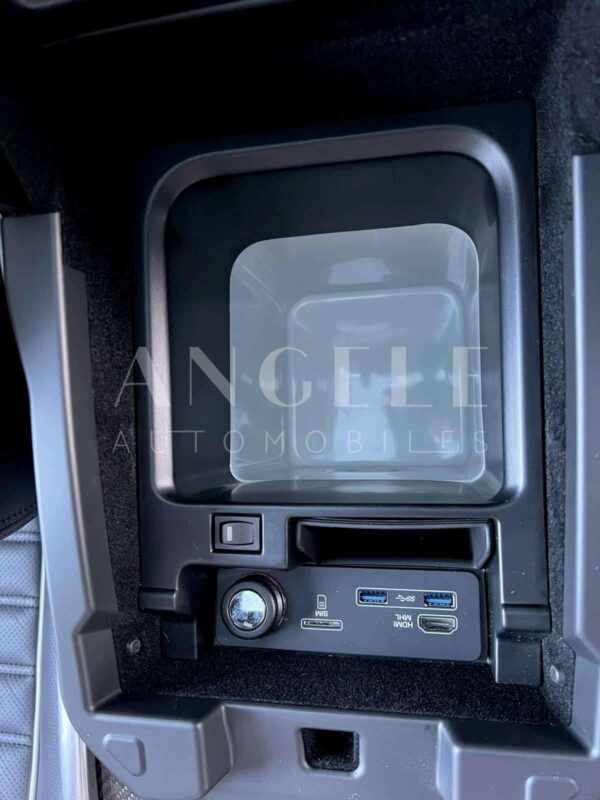 RANGE ROVERT SPORT SVR – Image 10