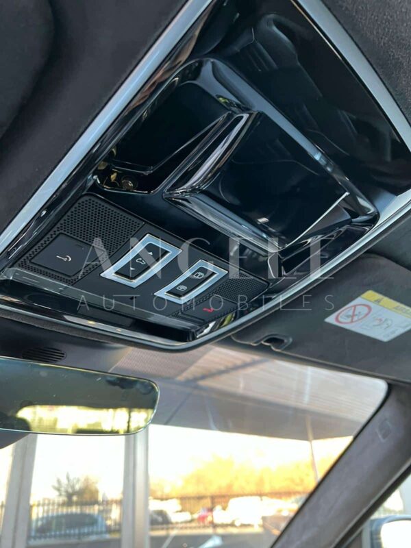 RANGE ROVERT SPORT SVR – Image 7