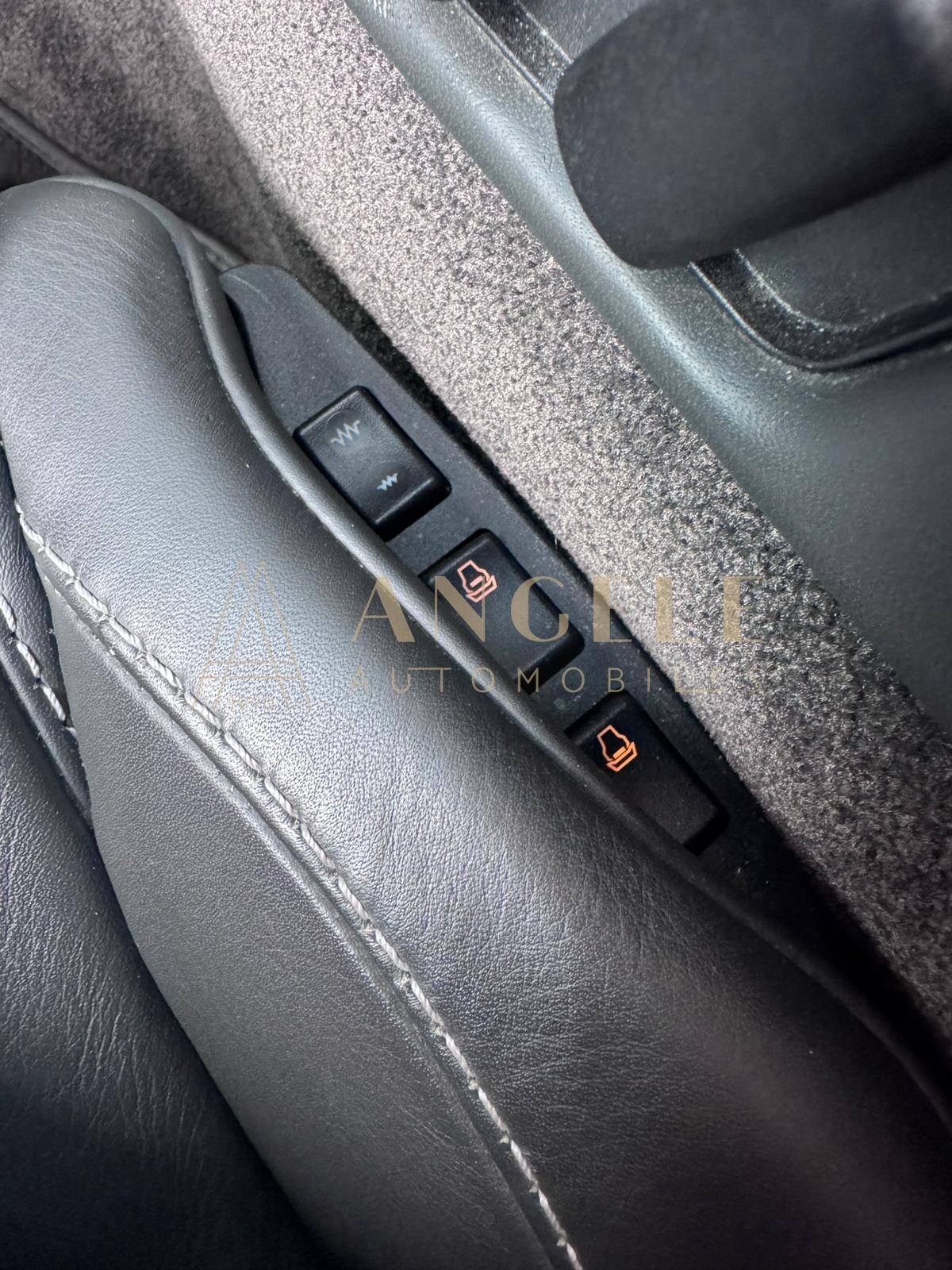 ASTON MARTIN VANTAGE TOULOUSE ANGELE AUTOMOBILES