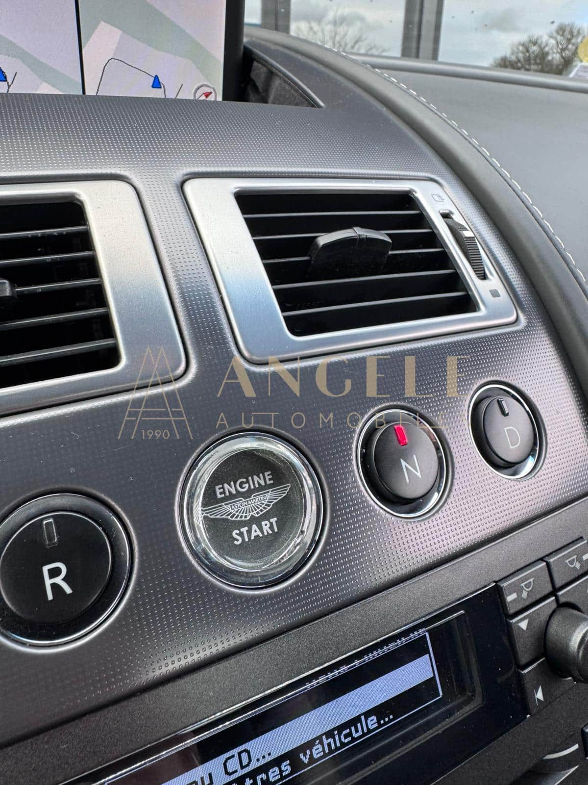 ASTON MARTIN VANTAGE TOULOUSE ANGELE AUTOMOBILES