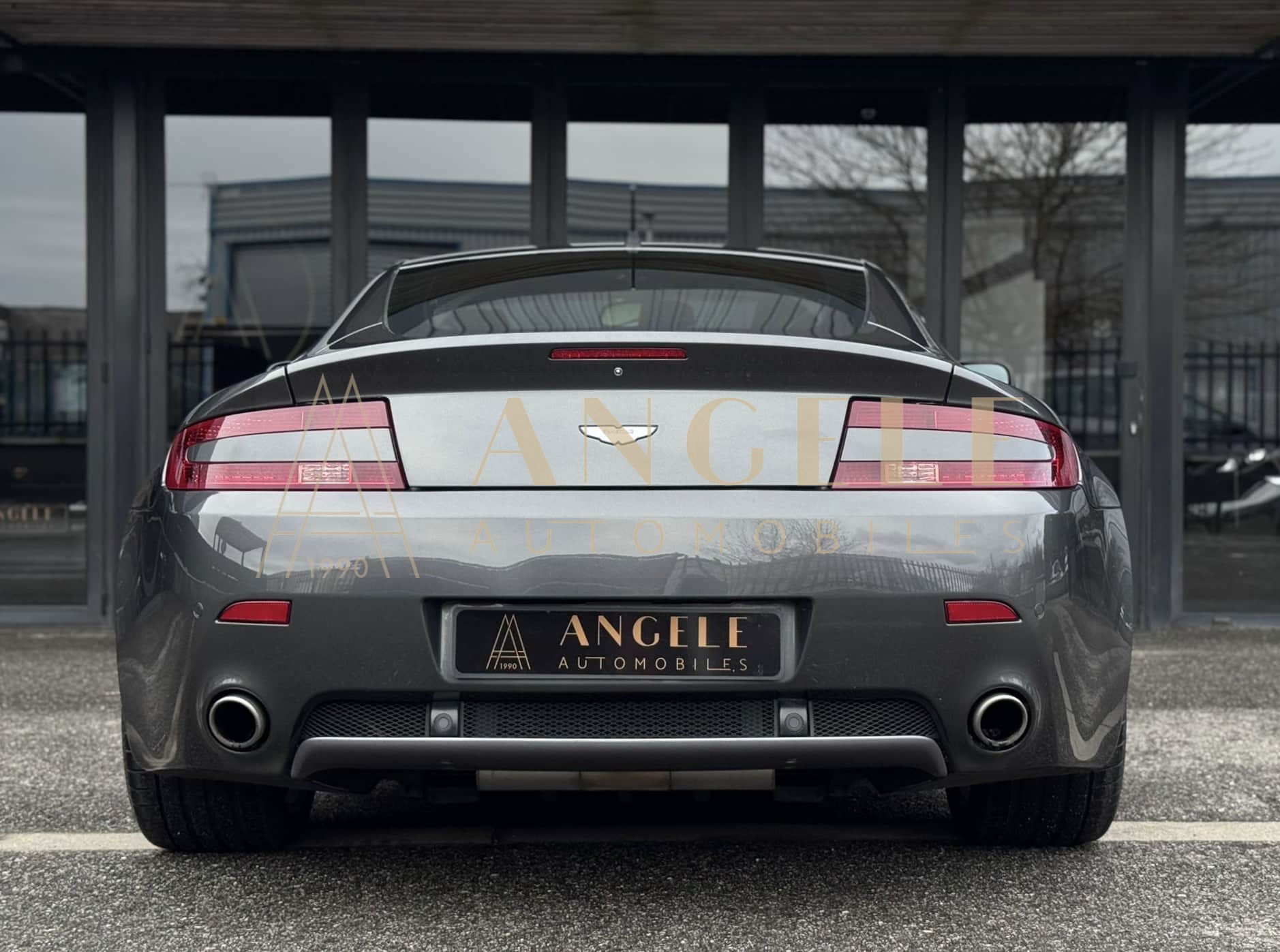 ASTON MARTIN VANTAGE TOULOUSE ANGELE AUTOMOBILES