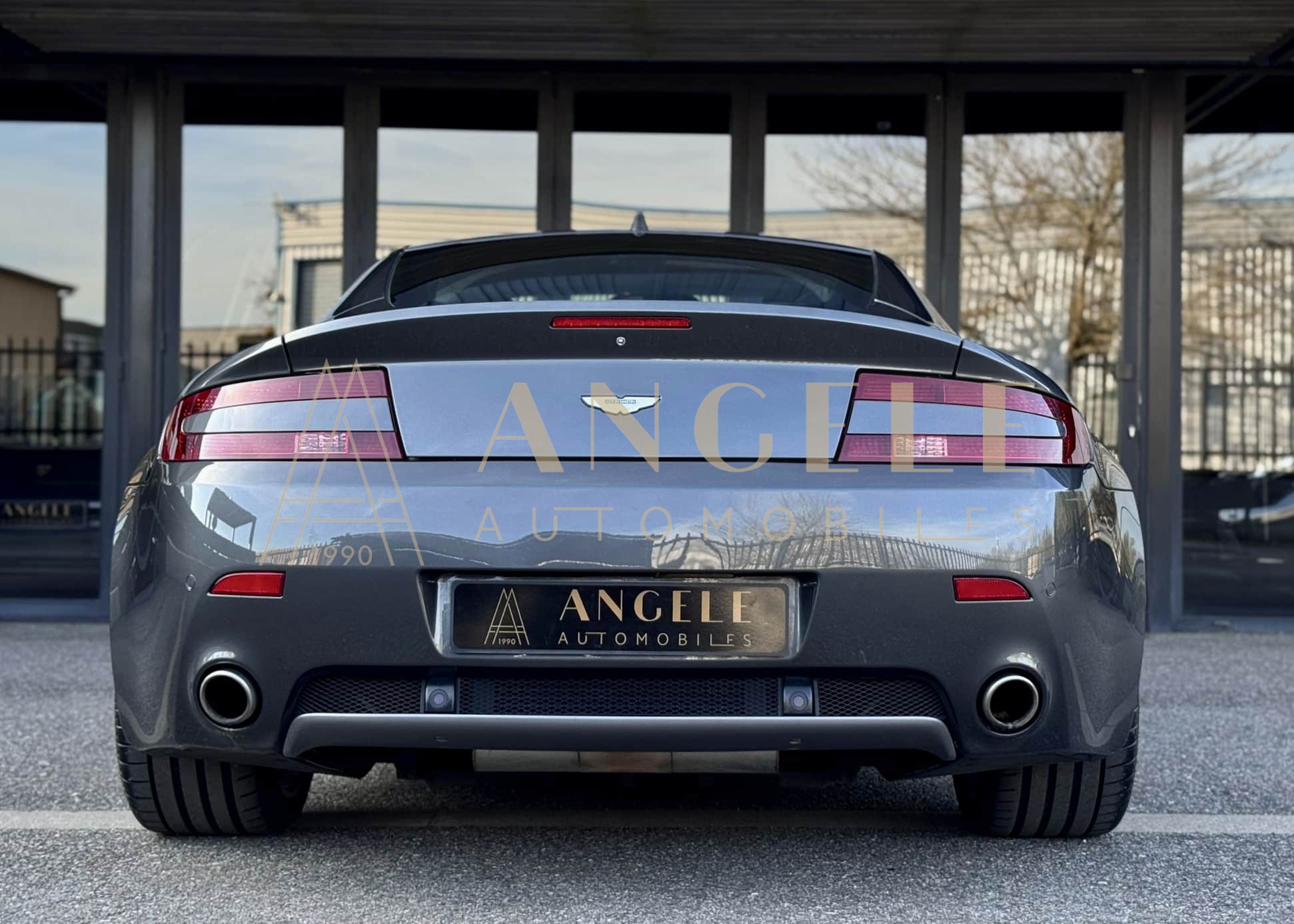 ASTON MARTIN VANTAGE TOULOUSE ANGELE AUTOMOBILES