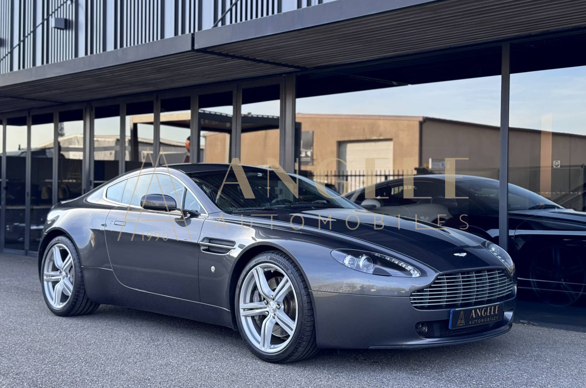 ASTON MARTIN VANTAGE TOULOUSE ANGELE AUTOMOBILES
