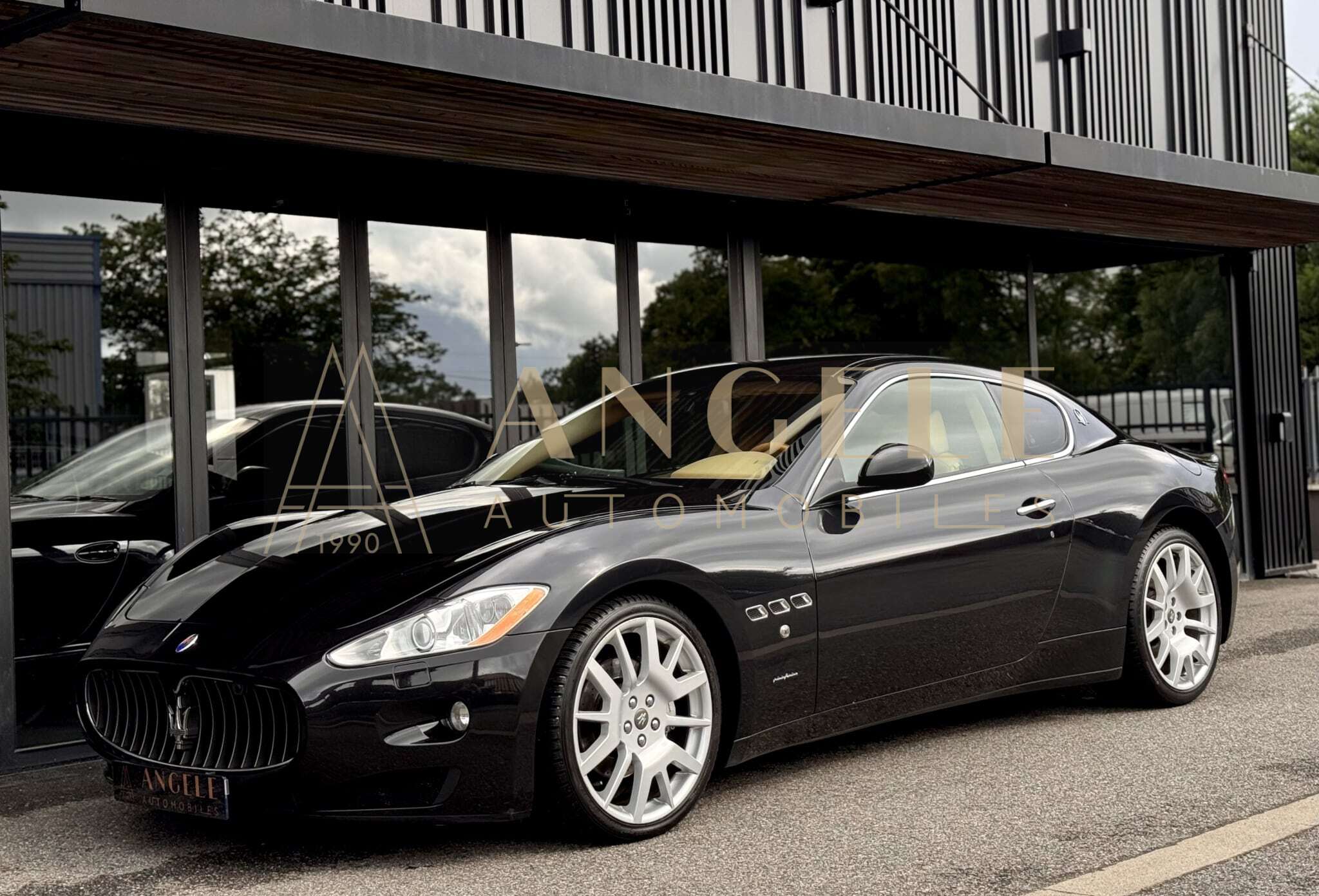 MASERATI GRANTURISMO TOULOUSE ANGELE AUTOMOBILES