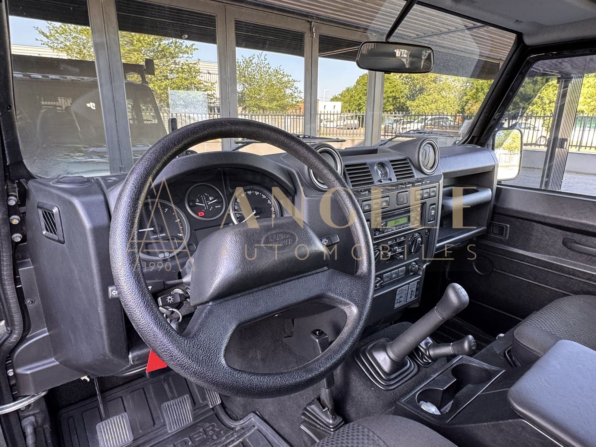LAND ROVER DEFENDER 110 SW ANGELE AUTOMOBILES TOULOUSE